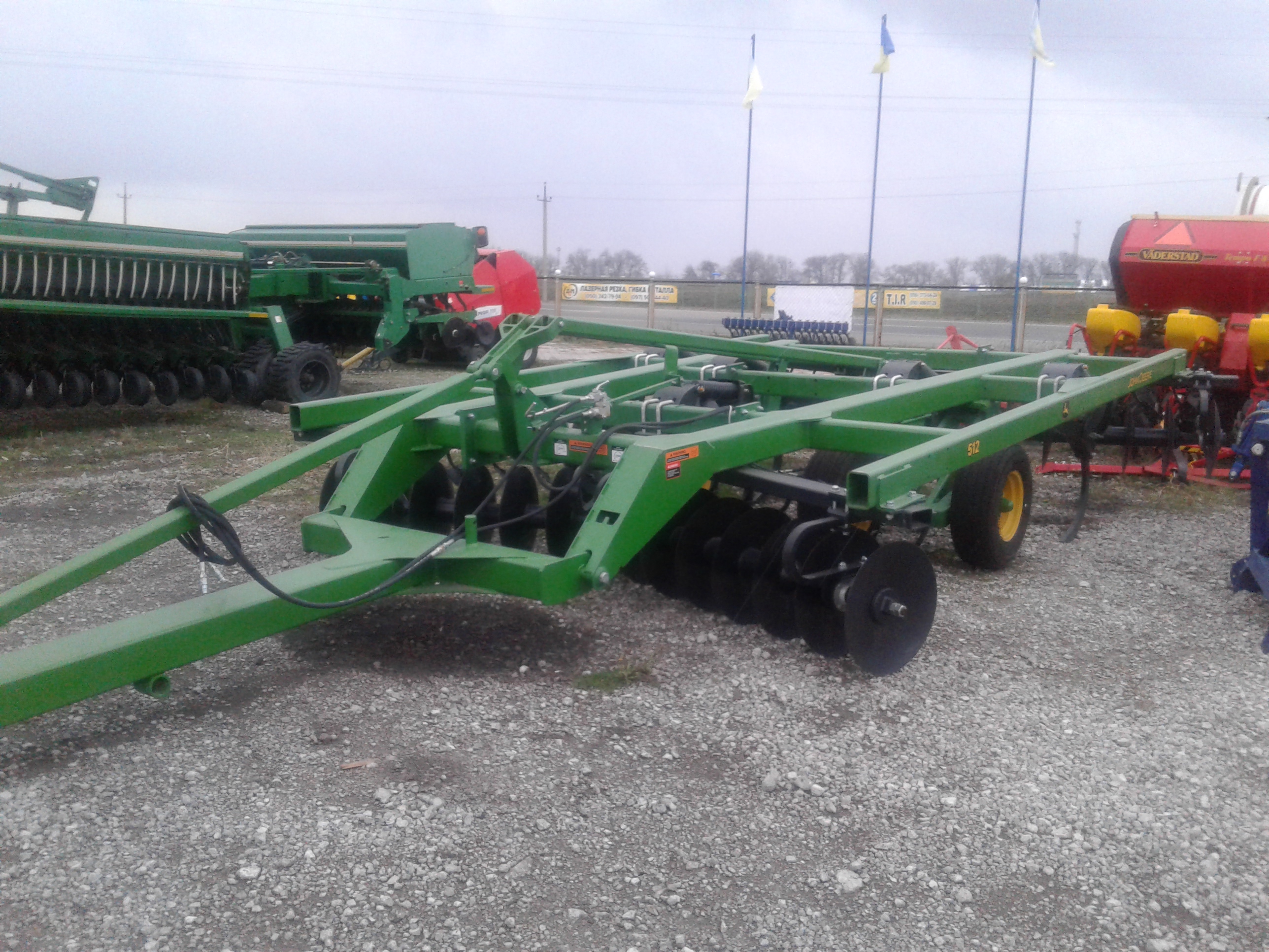 Дисколаповая борона John Deere 512 