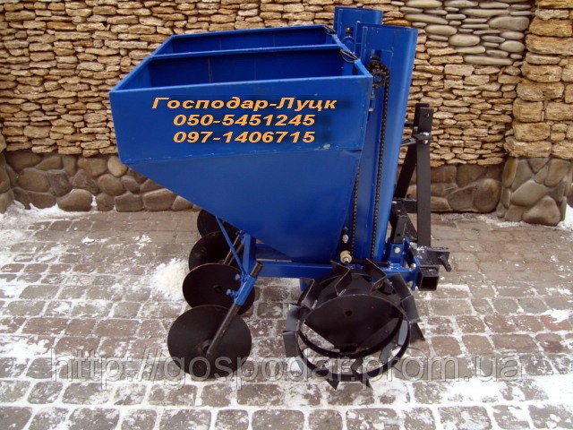 Картоплесаджалка дворядна тракторна