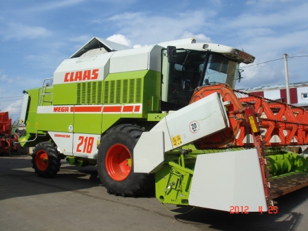 Комбайн Claas Mega 218