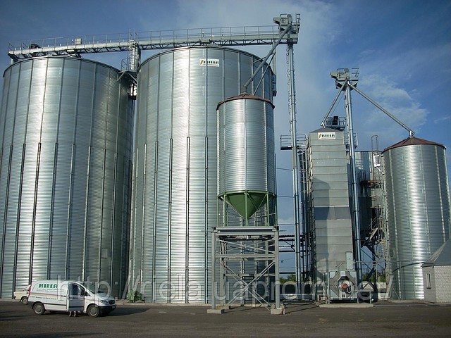 Циліндричні силоси RIELA