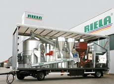 Очисна машина на причепі