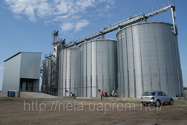 Проектування і монтаж елеваторів Riela