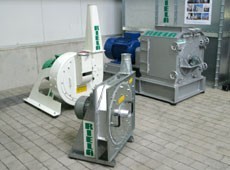 Зернодробарки RIELA