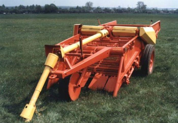 Картоплекопач КСТ-1,4 А