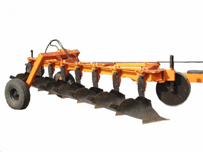 Плуг напівнавісний 8-корпусний