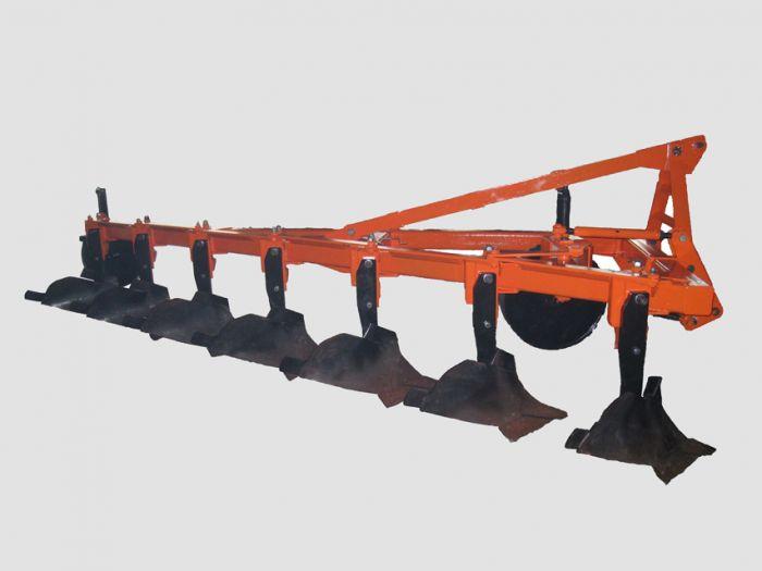 Плуг навісний 7-корпусний