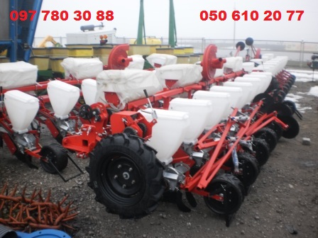 Сеялка пропашная Веста 8  пневматическая сеялка