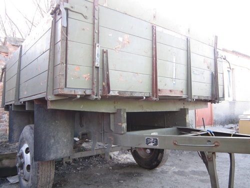 Причіп тракторний