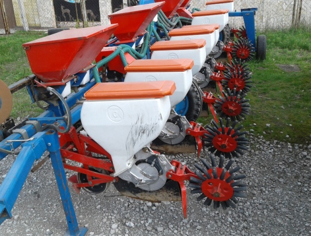 Сівалка СК-8