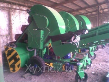 Ковшово-шнекові навантажувачі КШП 5,6, Вінниця