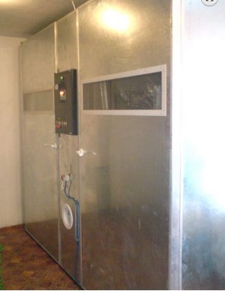 Промисловий інкубатор для яєць