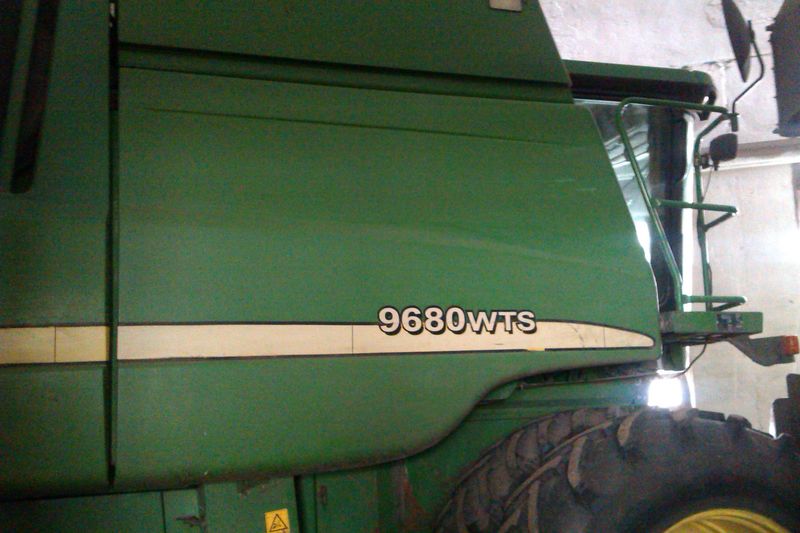 Комбайн зернозбиральний JOHN DEERE 9680 WTS