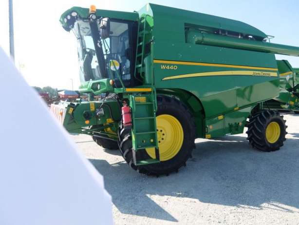 Комбайн John Deere-W440 2014 р.в.