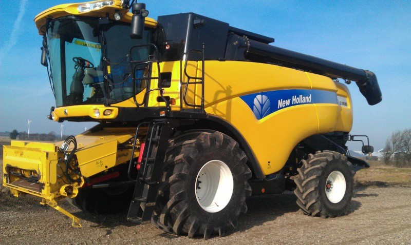 Комбайн NEW HOLLAND cx 8080