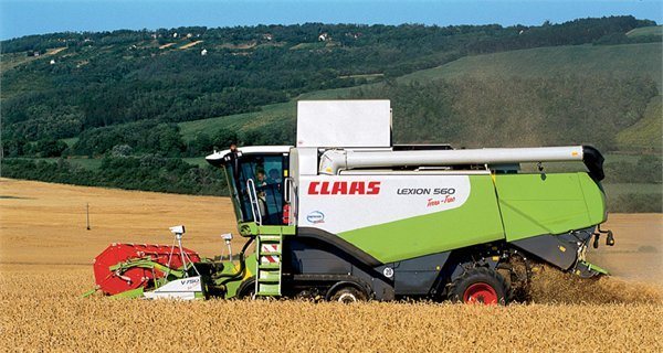 Комбайн зернозбиральний Lexion-560