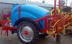 Обприскувач причіпний 2000