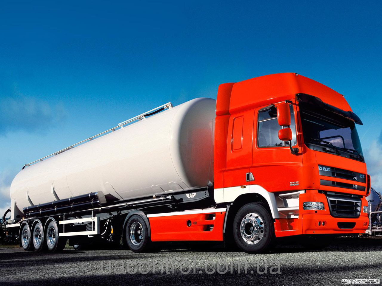 Система GPS моніторингу вантажного транспорту з контролем витрати палива